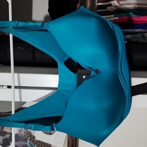 Torrid 360 back smoothing wireless bra